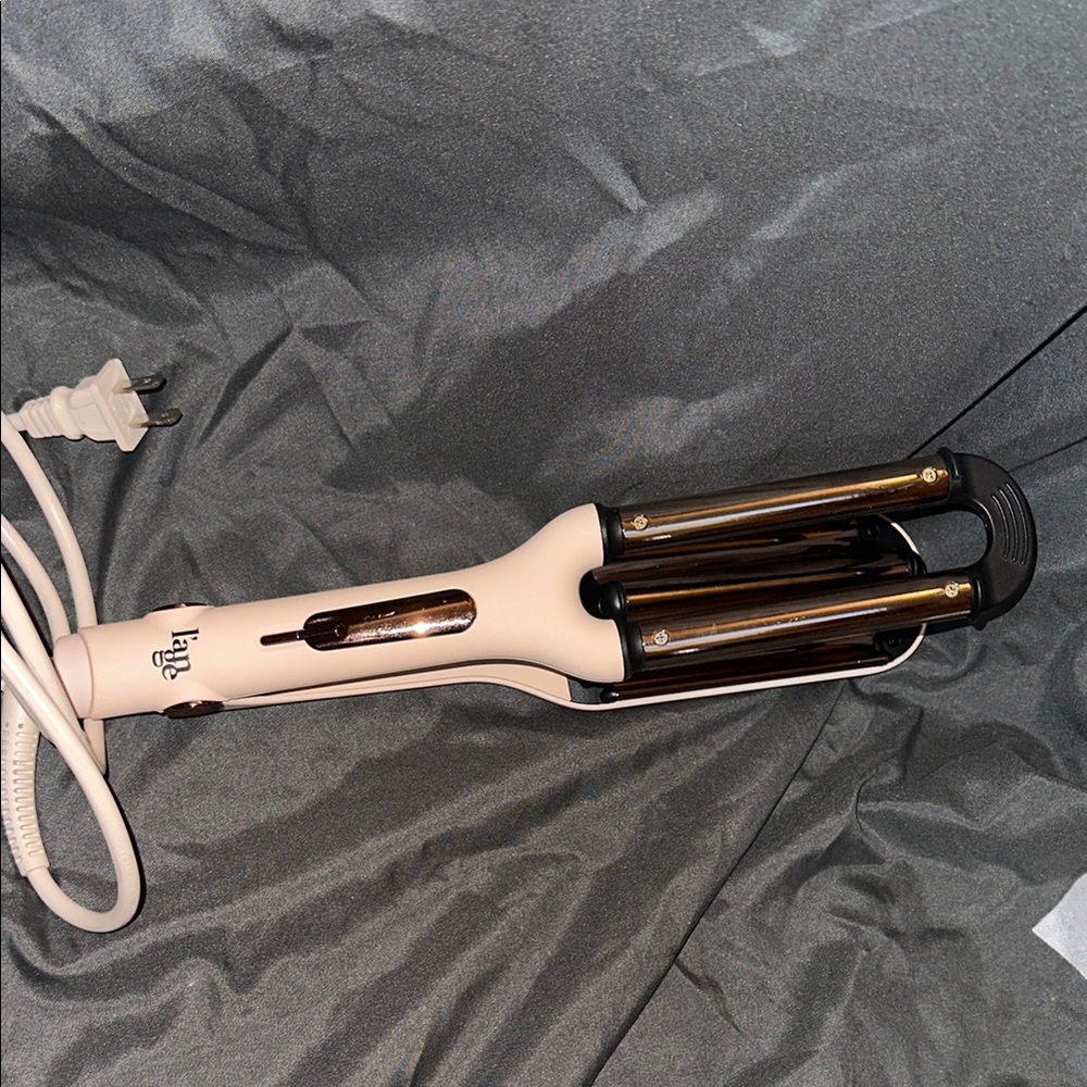 LANGE Le Vogue Titanium Deep Waver 
3 Barrel